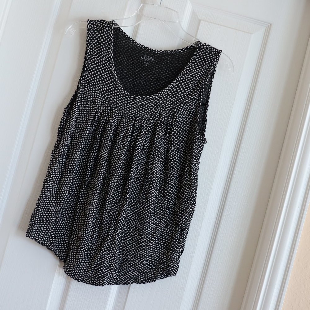 LOFT Black White Tank top Stretch Sleeveless XS